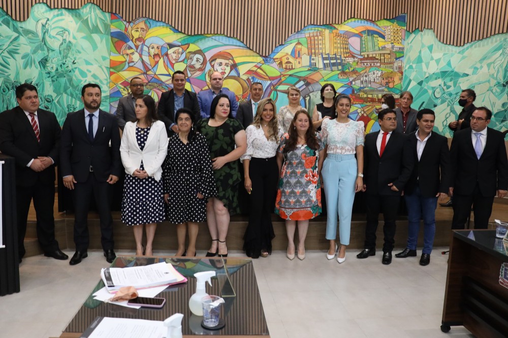 Estudantes apresentam projeto de cidadania na Câmara de Ponta Porã