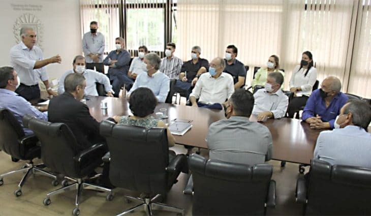 Governador assina convênios para obras de infraestrutura em Ponta Porã e mais 4 cidades