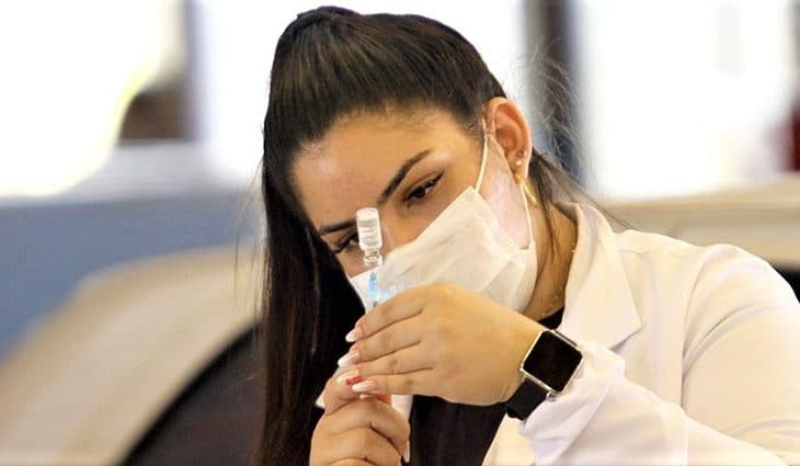 Estado vai receber 200 mil doses de vacina da Janssen para aplicar dose de reforço