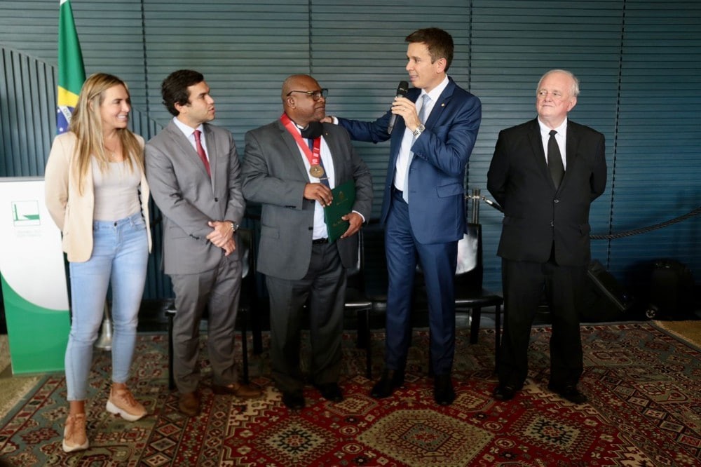 Professor Jota Barbosa é homenageado em Brasília