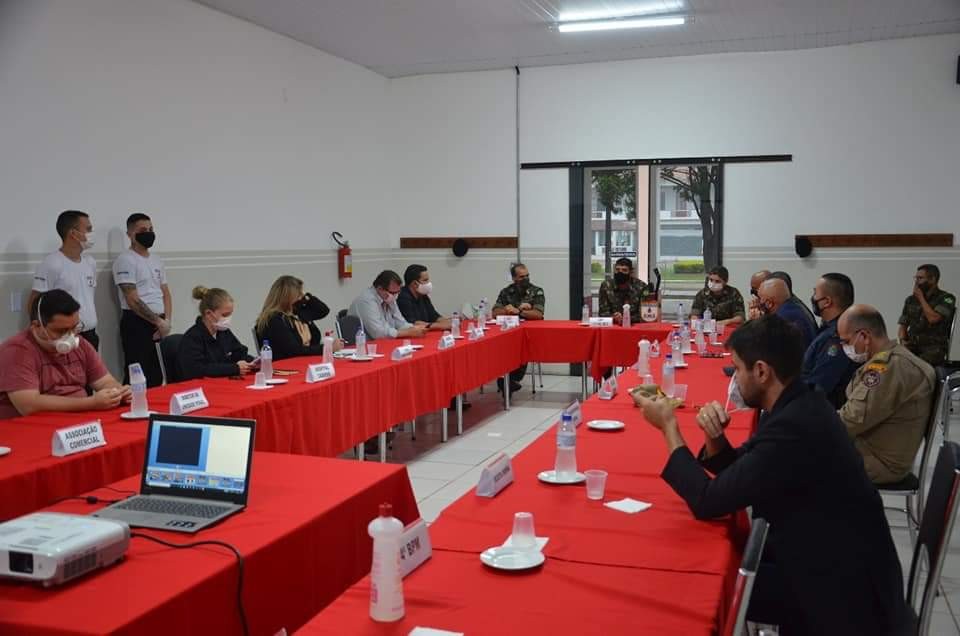 Autoridades sanitárias traçam metas de combate ao covid 19 em Ponta Porã