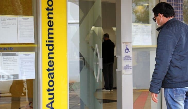 Estado deposita salários na quinta, com saque disponível para segunda