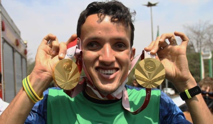 Bolsista de MS, Yeltsin recebe prêmio de melhor atleta e é destaque na revista Forbes