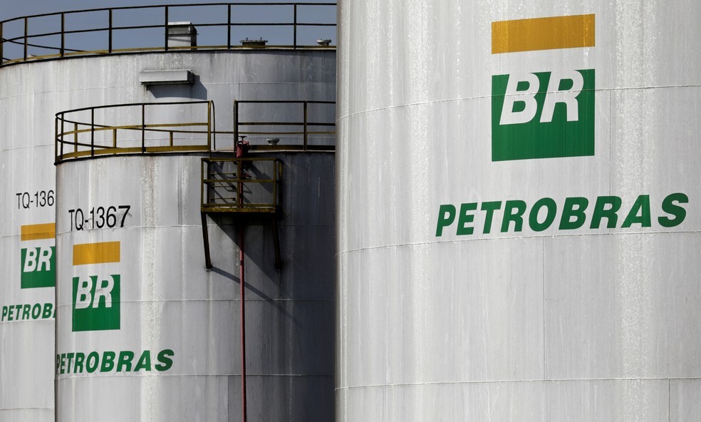 Amanhã: Petrobras sobe preço da gasolina e do diesel