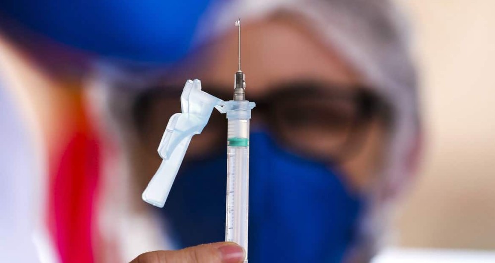 Ponta Porã recebe 590 doses de vacina para imunizar crianças de 5 a 11 anos
