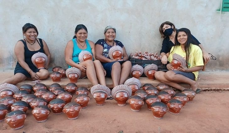 Fundação de Cultura realiza transporte de peças artesanais de MS vendidas para loja em Minas