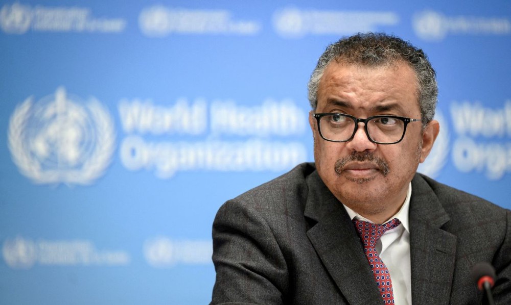 OMS diz que é 'perigoso' pensar que pandemia está perto do fim
