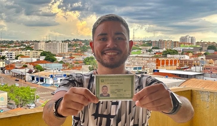 Ação orienta pessoas trans no processo de retificação de nome e gênero