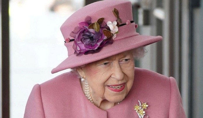 Rainha da Inglaterra testa positivo para Covid-19 