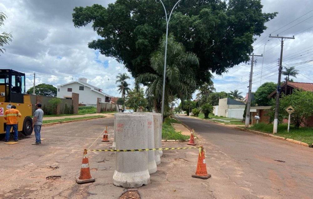 Materiais de sinalização de trânsito são furtados em Ponta Porã
