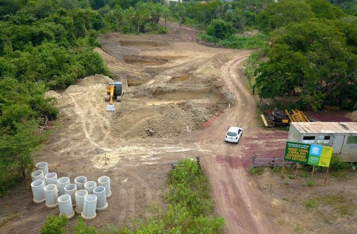 Implantação do acesso a Porto Esperança avança com o trevo na BR-262 e pontes de concreto