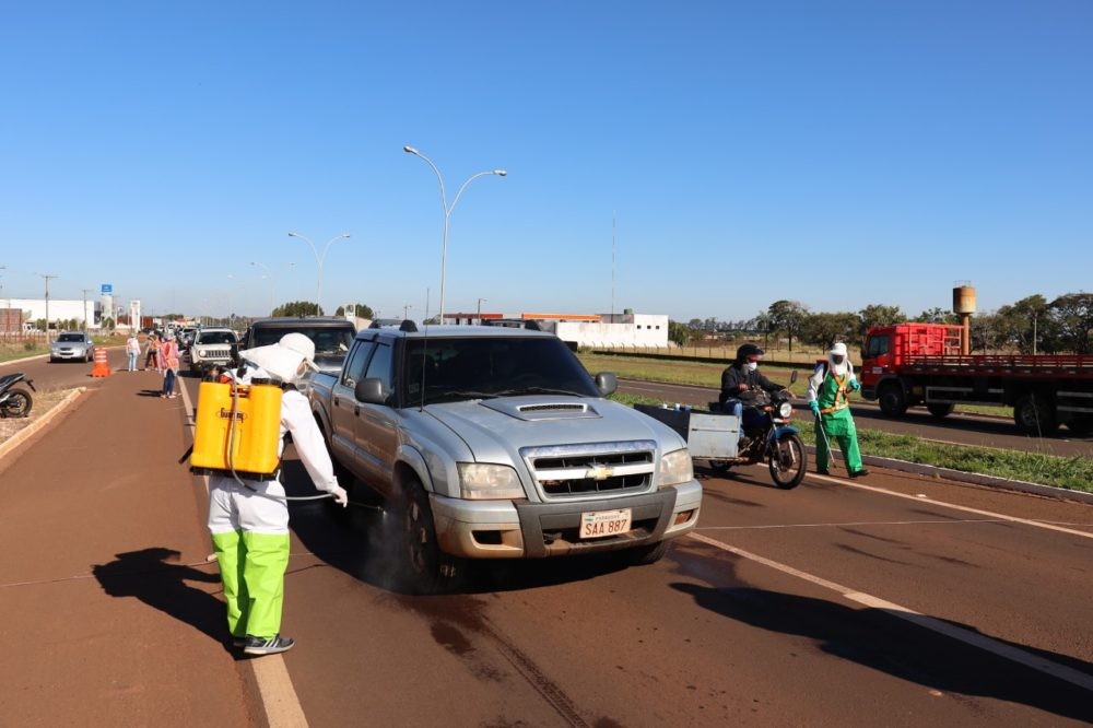 Mais de dez mil veículos passaram pela barreira sanitária em Ponta Porã