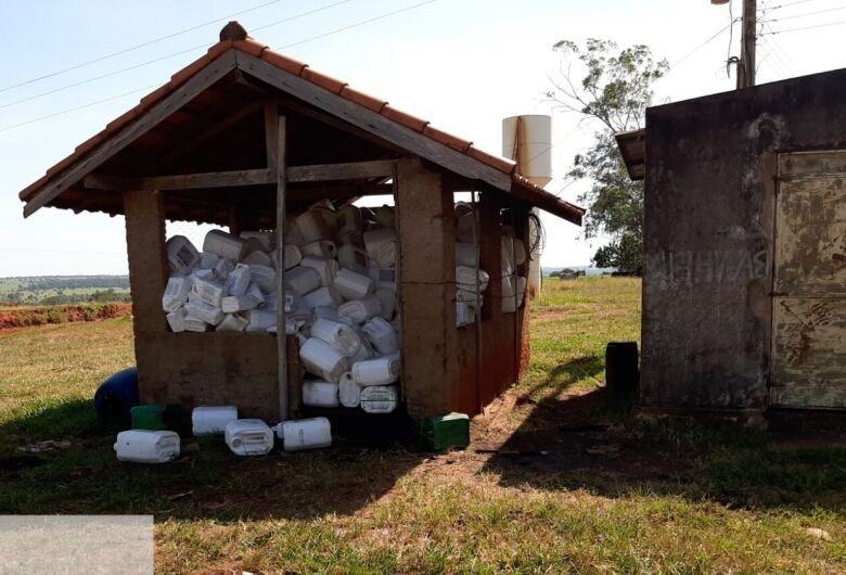 Empresa é multada por armazenamento ilegal de agrotóxicos