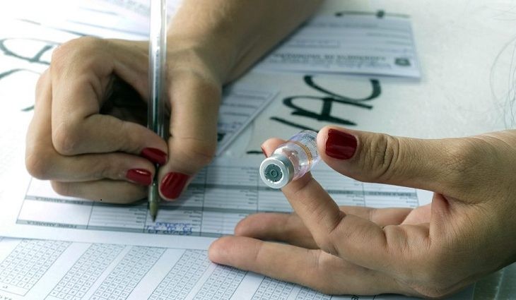 Saúde libera 4ª dose de vacina contra a Covid-19 para pessoas a partir de 50 anos