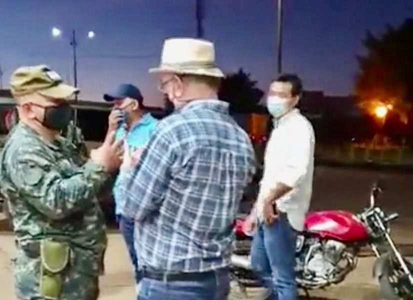 Depois de protesto, governo paraguaio permite “delivery” na fronteira