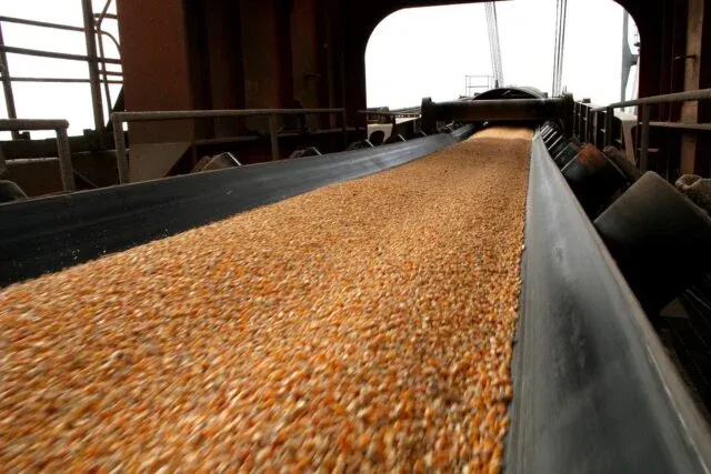 Agronegócio tem superávit de US$ 9,3 bilhões em fevereiro