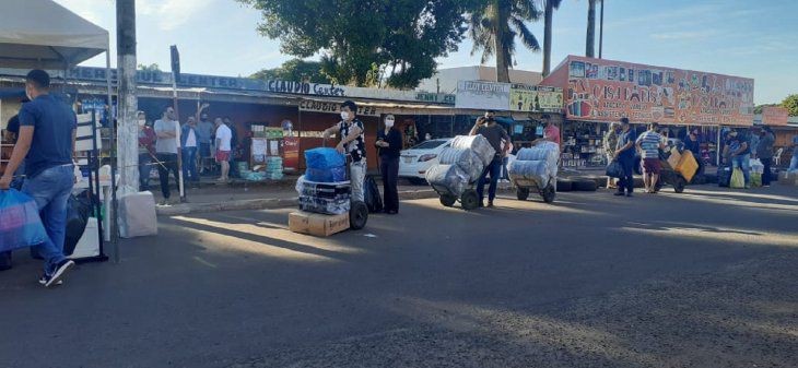 Autoridades paraguaias fecham “delivery” de produtos na fronteira