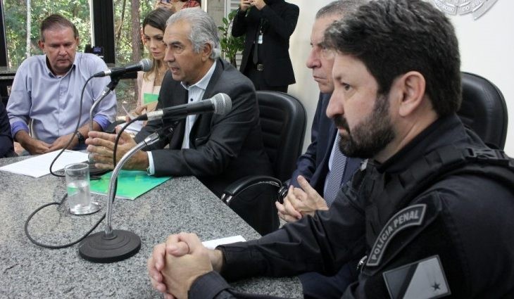 Governador sanciona lei que regulamenta a carreira da Polícia Penal no Estado