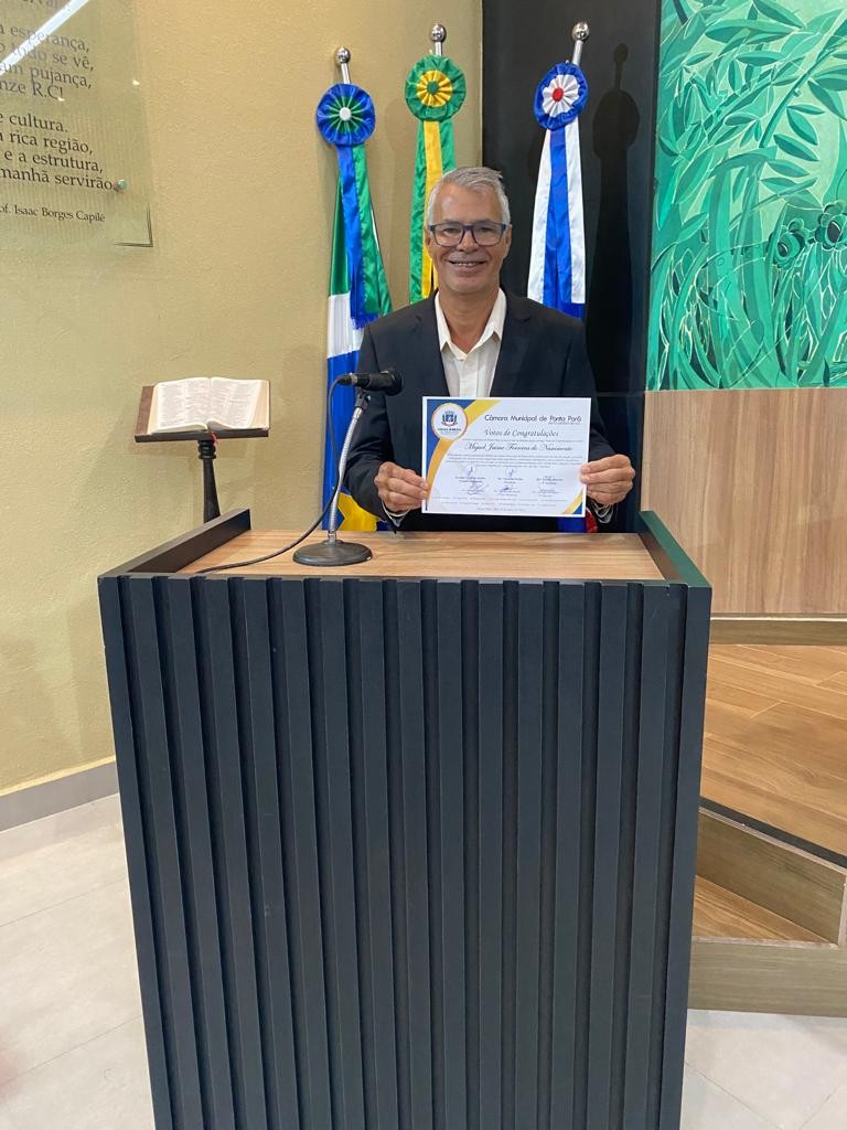 Miguel Jaime recebe homenagem da Câmara por completar 40 anos de trabalho