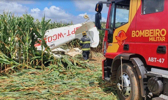 Avião cai em lavoura de milho e mata piloto no Distrito Federal