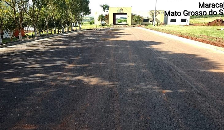 Pavimentação avança em acesso à maior feira tecnológica de MS