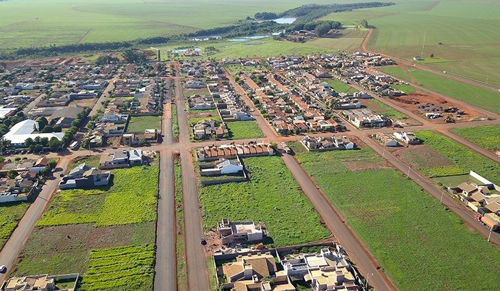 Governador lança obras e participa de eventos em São Gabriel do Oeste e Terenos
