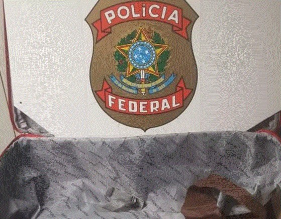 Pontaporanense é presa embarcando com droga para a Europa