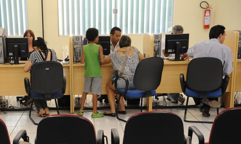 Proposta prevê modernização dos cartórios de registro público