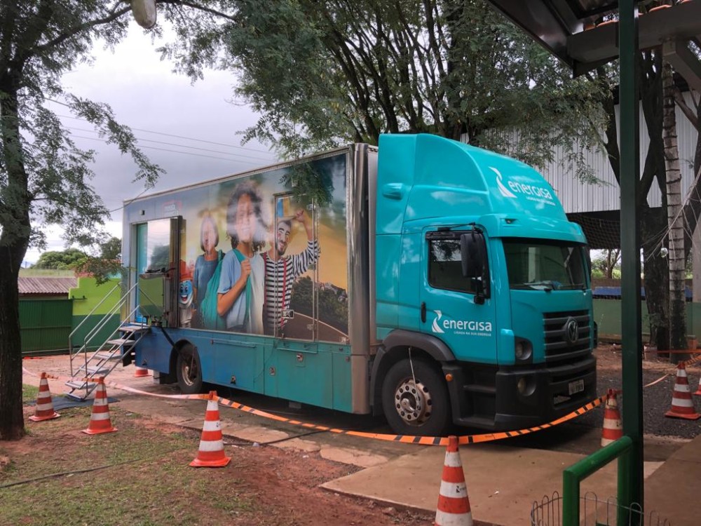 Ponta Porã recebe unidade móvel da Energisa com cadastro de tarifa social e sorteio de geladeiras