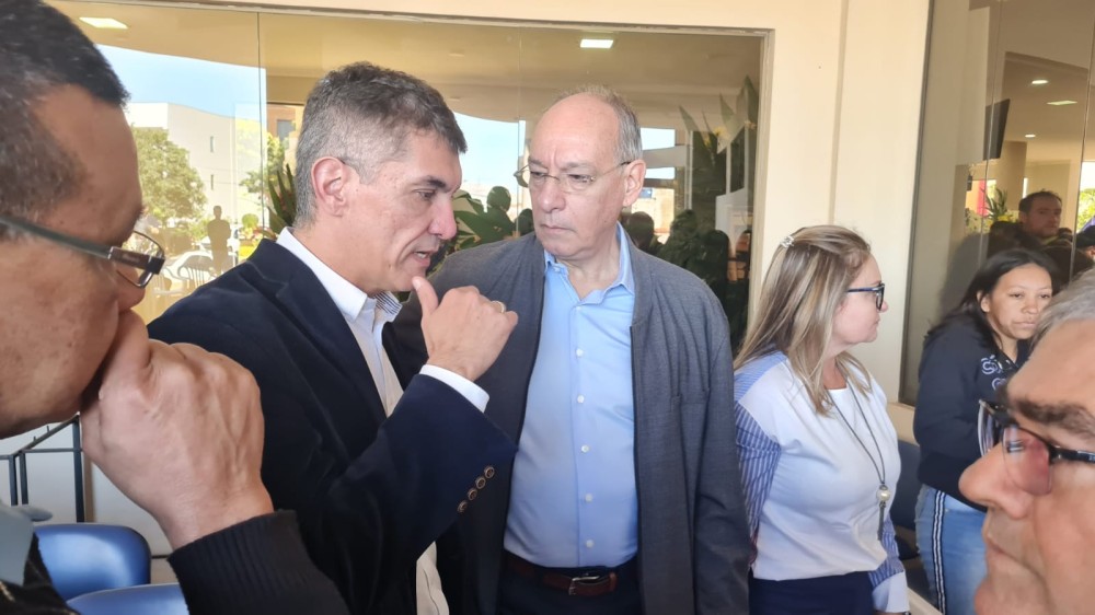 ‘Quando atacam o poder público, todos são atingidos’, diz Hélio Peluffo
