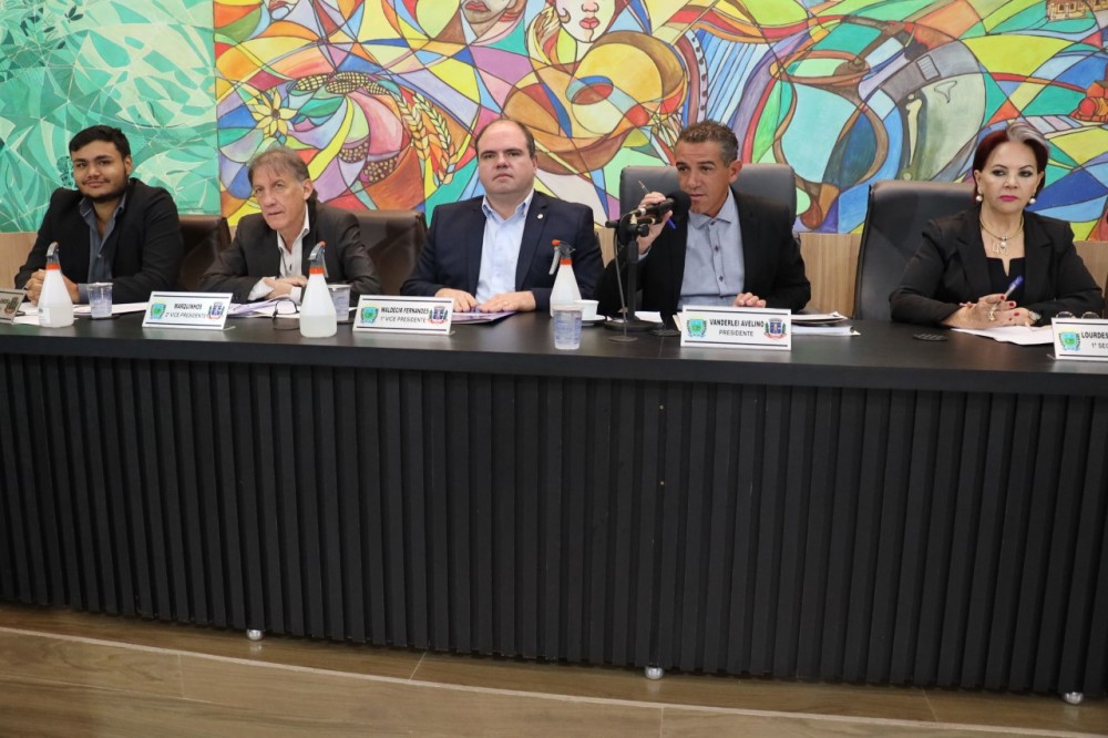 Atendimento à população de rua é tema de debate na Câmara Municipal de Ponta Porã