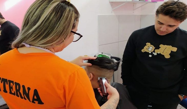 Cursos na área de beleza levam capacitação e esperança a reeducandas de MS