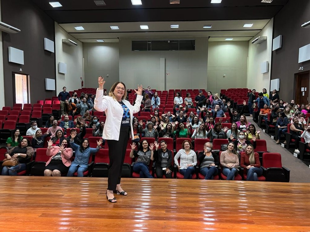 Professores da Reme recebem formação em empreendedorismo para ensino das crianças