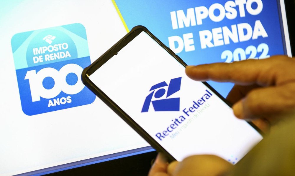 Receita paga restituições do 5º e último lote do IR 2022