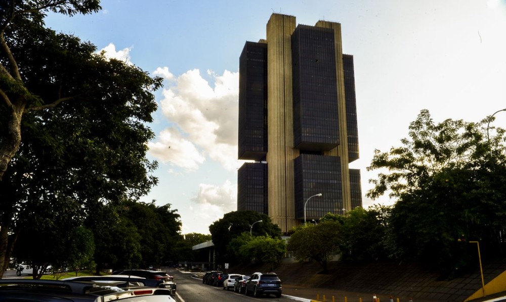 Copom define hoje a taxa básica de juros da economia, a Selic