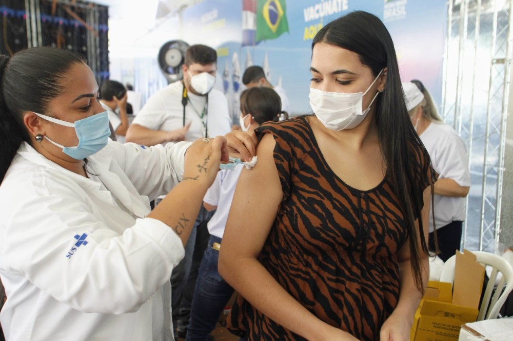 Ministério da Saúde orienta reforçar campanha para não residentes no Brasil