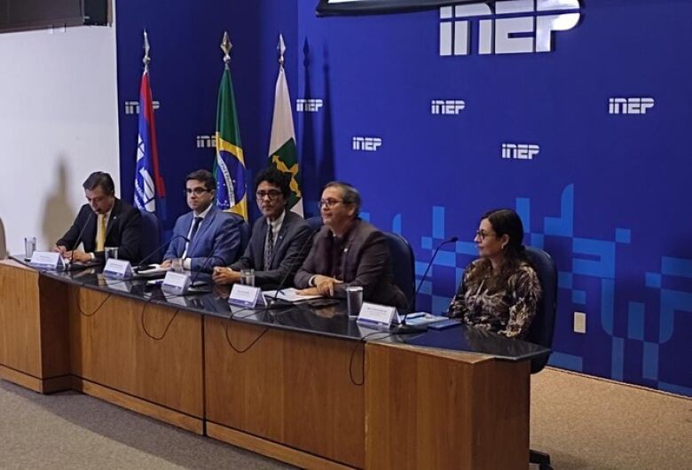 Ensino a distância cresce 474% em uma década