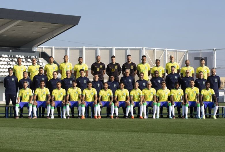CBF divulga foto oficial da seleção para a Copa do Mundo
