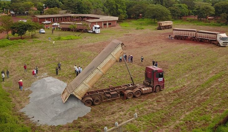 Pró-fertiliza deve transportar 49 mil toneladas de calcário a agricultores familiares