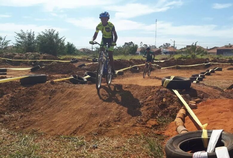 Competição gratuita de ciclismo para crianças e adolescentes será no sábado