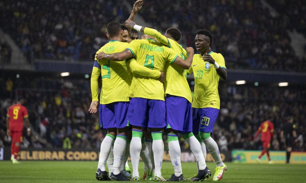 Com chances de classificação, Brasil e Suíça duelam pelo Grupo G