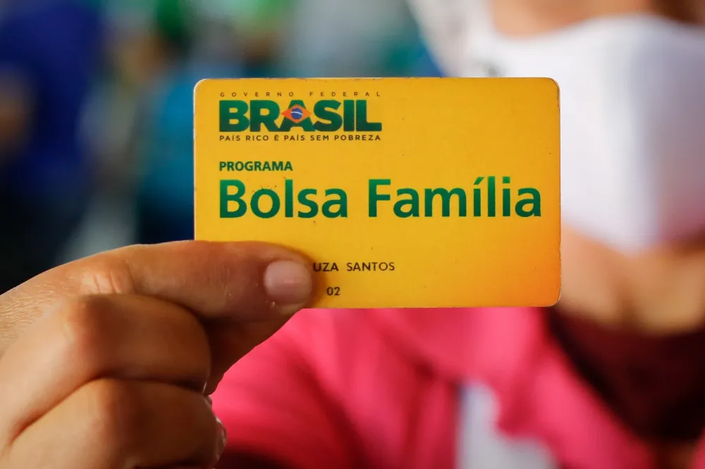 Caixa paga Bolsa Família a beneficiários de NIS com final 2