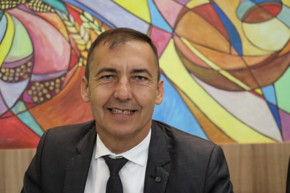 Edevaldo Mattoso pede melhorias no tráfego dos bairros Universitário e Jardim das Oliveiras