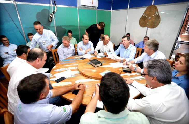 Governador discute com setor produtivo medidas para desenvolvimento do Estado