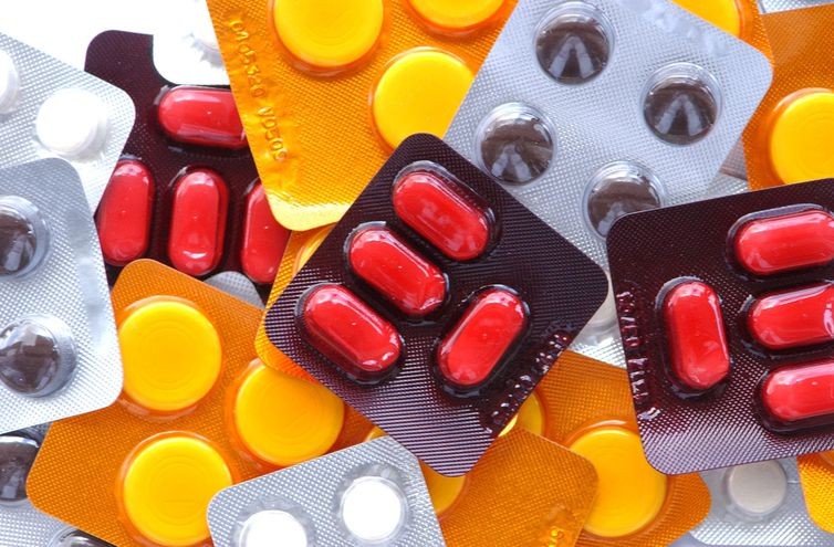 Procon encontra diferença de 714% em preços de medicamentos