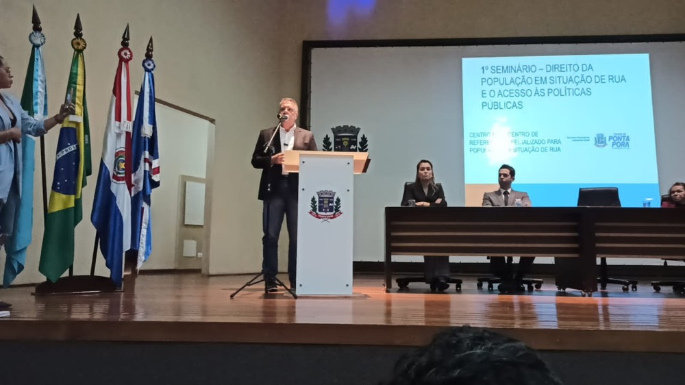 Prefeito e primeira-dama participam do 1º Seminário dos Direitos da População em Situação de Rua