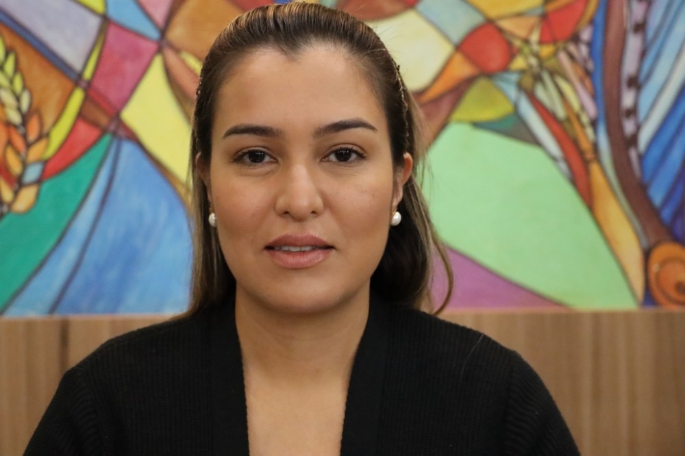 Kamila Alvarenga quer delegacia especializada para atendimento de crianças e adolescentes