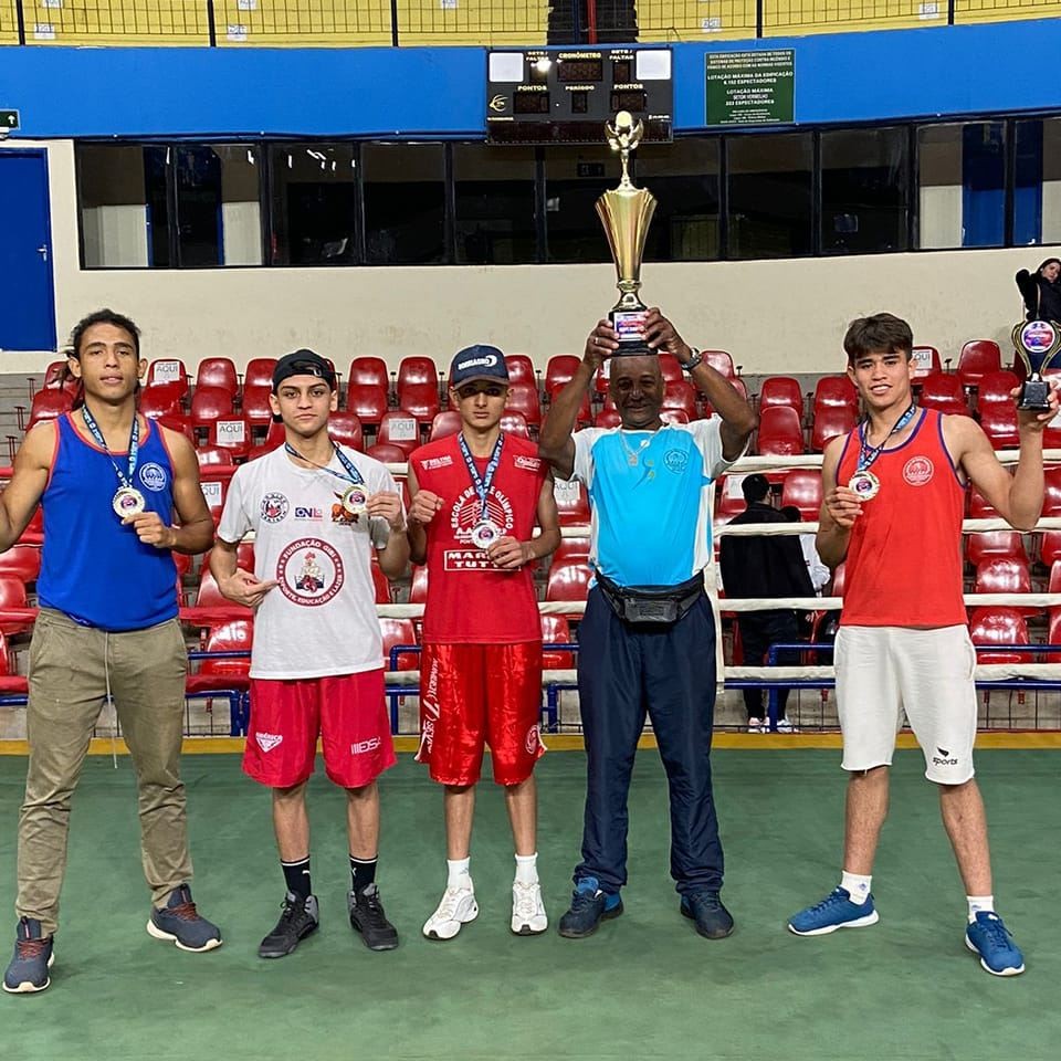 Atletas de Ponta Porã prontos para Circuito Estadual de Boxe em Campo Grande