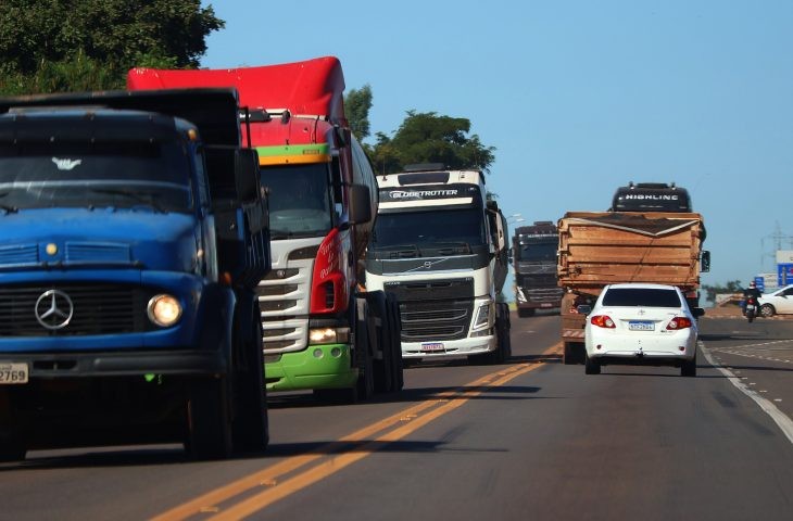 Sancionada lei que beneficiará 1 mil motoristas com qualificação e custeio de habilitações