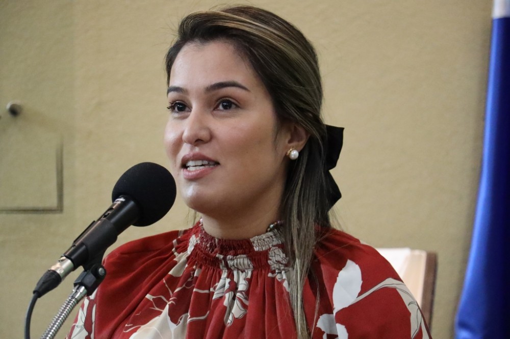 Kamila Alvarenga solicita implantação de Jardim Sensorial no Horto Florestal